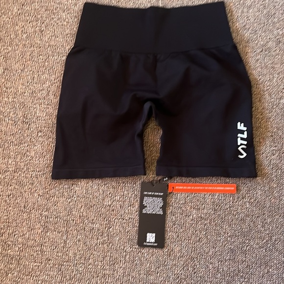 TLF fitted work out shorts - Picture 2 of 9